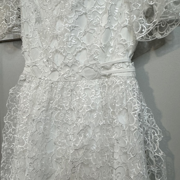White Floral Embroidered Midi Dress, size M. NWT - Picture 5 of 7